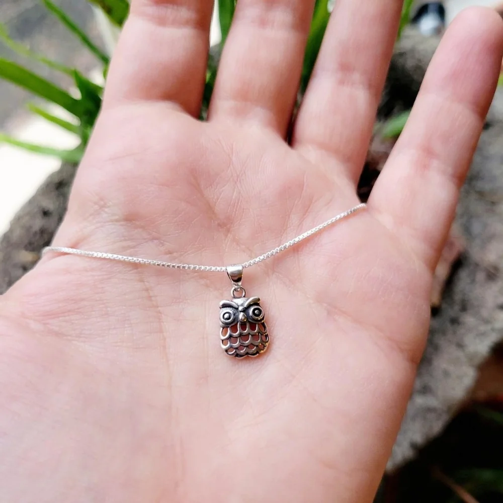 Handmade New 925 Sterling Silver Dainty Owl Necklace - Picture 6 of 7